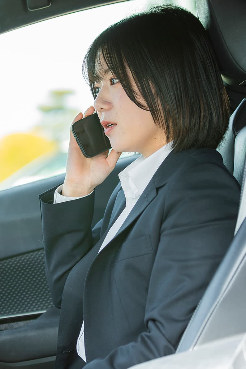インタビュー中のJ.O