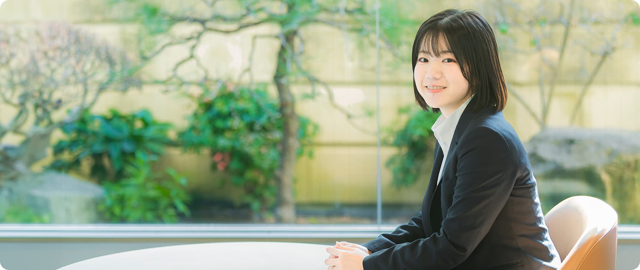 先輩インタビュー06 メインビジュアル